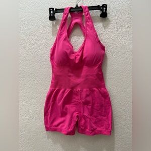 JBT Women's One-Piece Workout Jumpsuit
Size: M
Gently Used